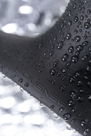 Анальная втулка Lovense Hush 2 (L), силикон, черная, 12,1 см